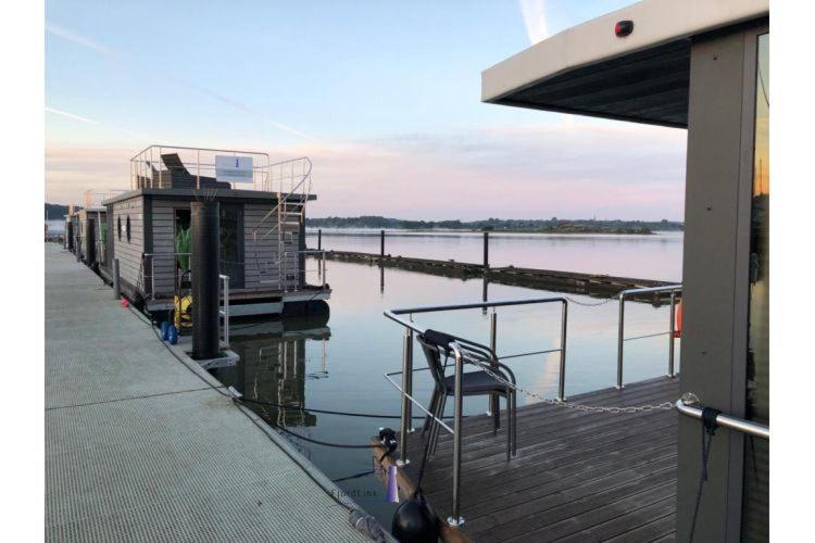 Hausboot Fjord Ankerplatz Mit Biosauna In Schleswig Exterior photo